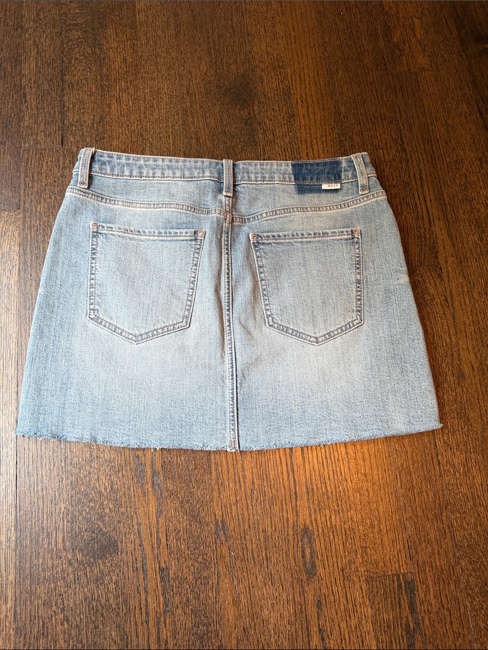 Daze denim skirt. - Picture 3 of 3